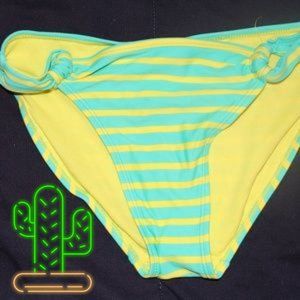 4/$20 |OLD NAVY| Bikini Top Size Medium